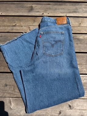 Levi's Ribcage Wide Leg Jeans